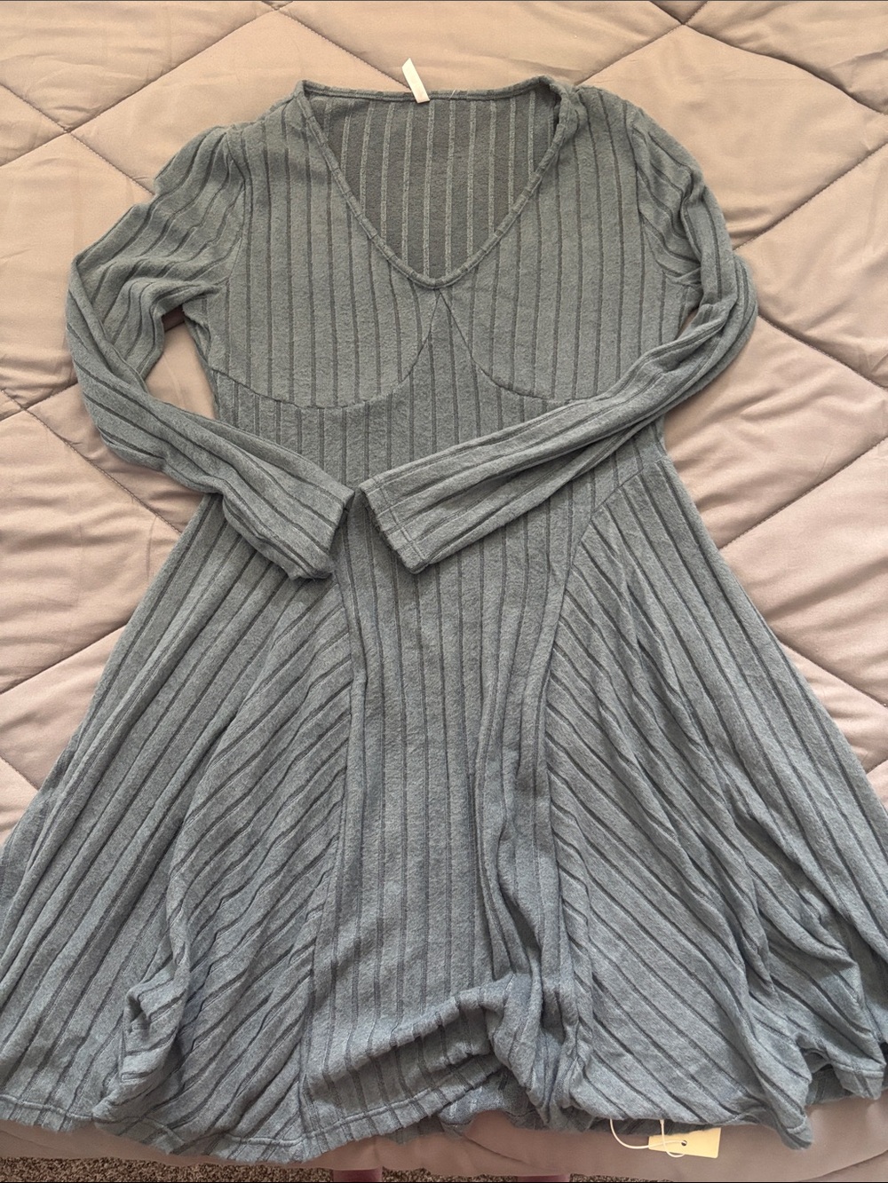 Halara Ribbed V Neck Dress - Picture 2 of 5